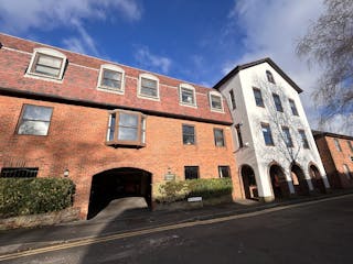 Suite 3, 1st Floor, Dammas House, Dammas Lane, Swindon, Offices To Let - IMG_1370.jpg