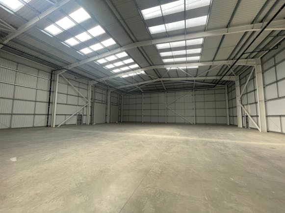 Riverview, 140-146 Cardiff Road, Reading, Warehouse & Industrial To Let - PHOTO20250618110801.jpg