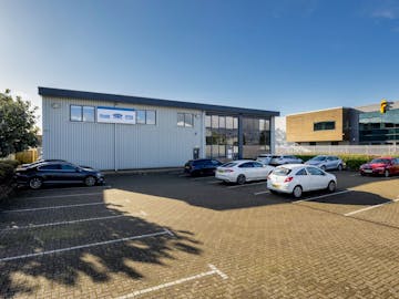 14 Sundon Business Park, Dencora Way, Luton, LU3 3HP