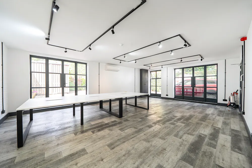Opal Mews - 1480144-10-6a314f5440c54.jpg