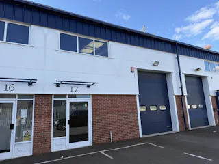 Unit 17 Glenmore Business Park, Southmead Close, Swindon, Industrial To Let - 476ecdb3-3742-4b0a-9567-d9bbeef1e500.jpg