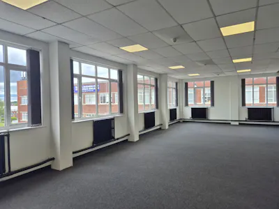 Europa Business Park, Cheadle, Industrial/Logistics / Office To Let - 20260619_132119.jpg