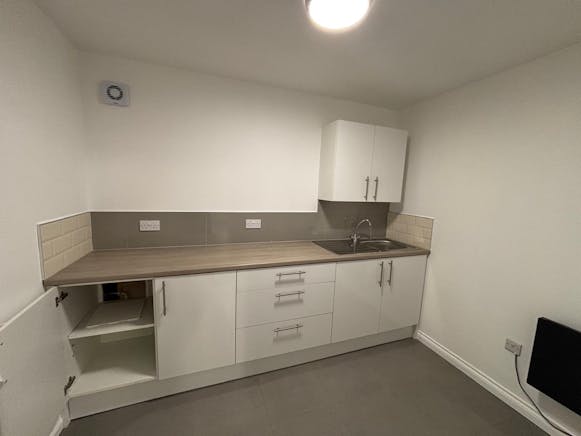 1 Etna Street, Wishaw, Industrial To Let - PHOTO-2026-03-08-18-15-09 13.jpg