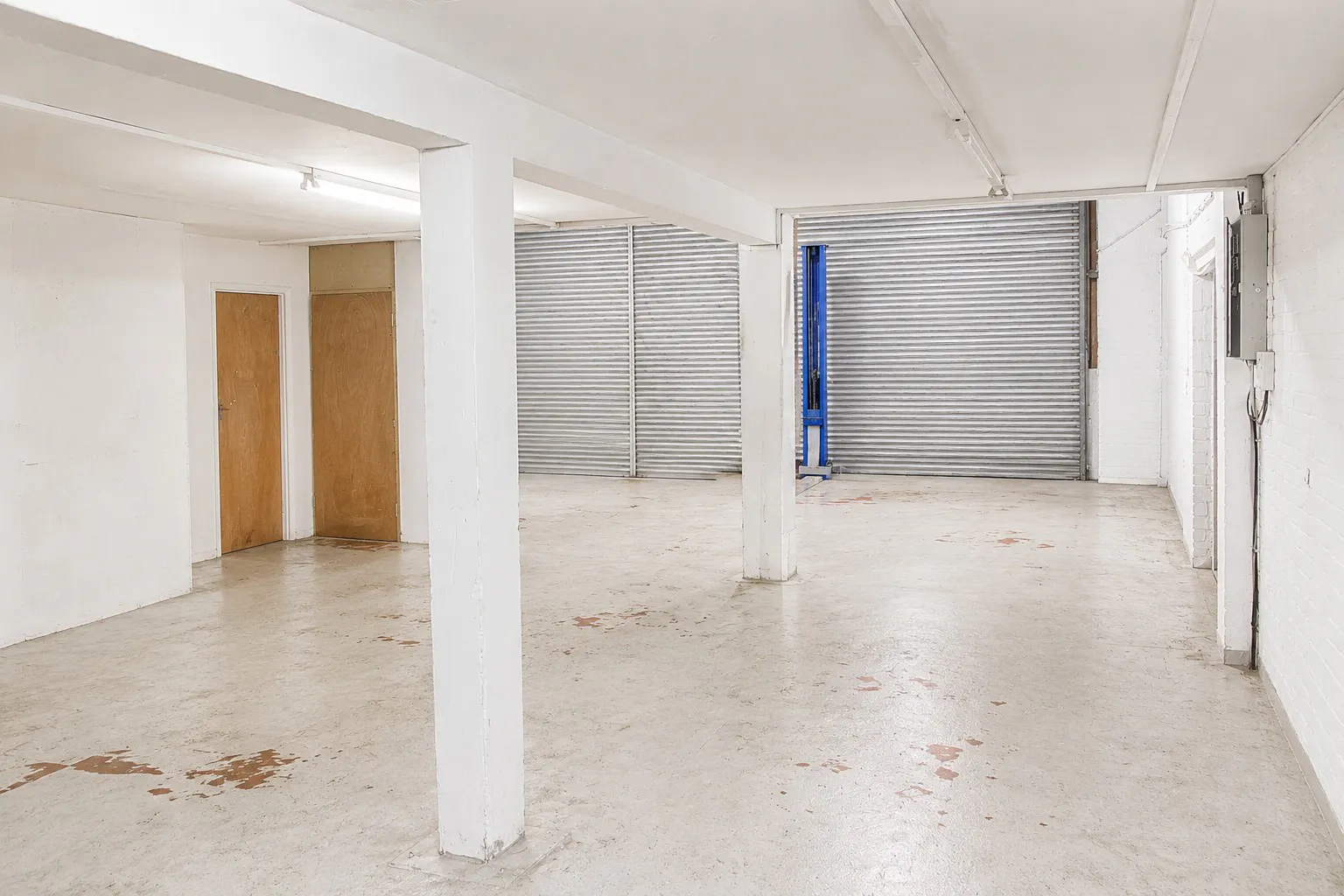 Unit 1 Joseph House, Harlow, Industrial For Sale - Warehouse 3.jpg