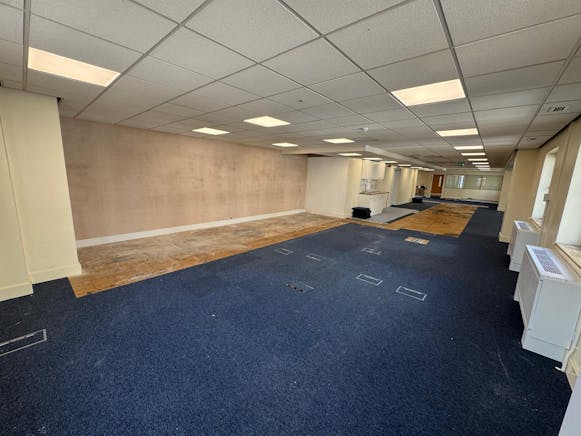 Kingswood House, Southend-on-Sea, Office To Let - IMG20250602WA0026.jpg