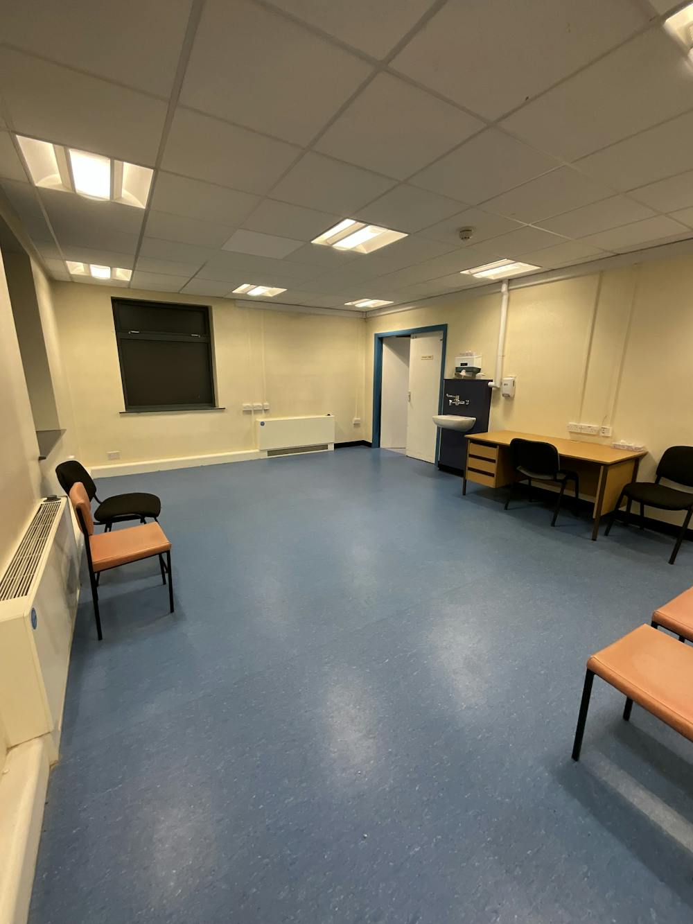 Tonge Moor Health Centre, Thicketford Road - IMG_3107.jpg