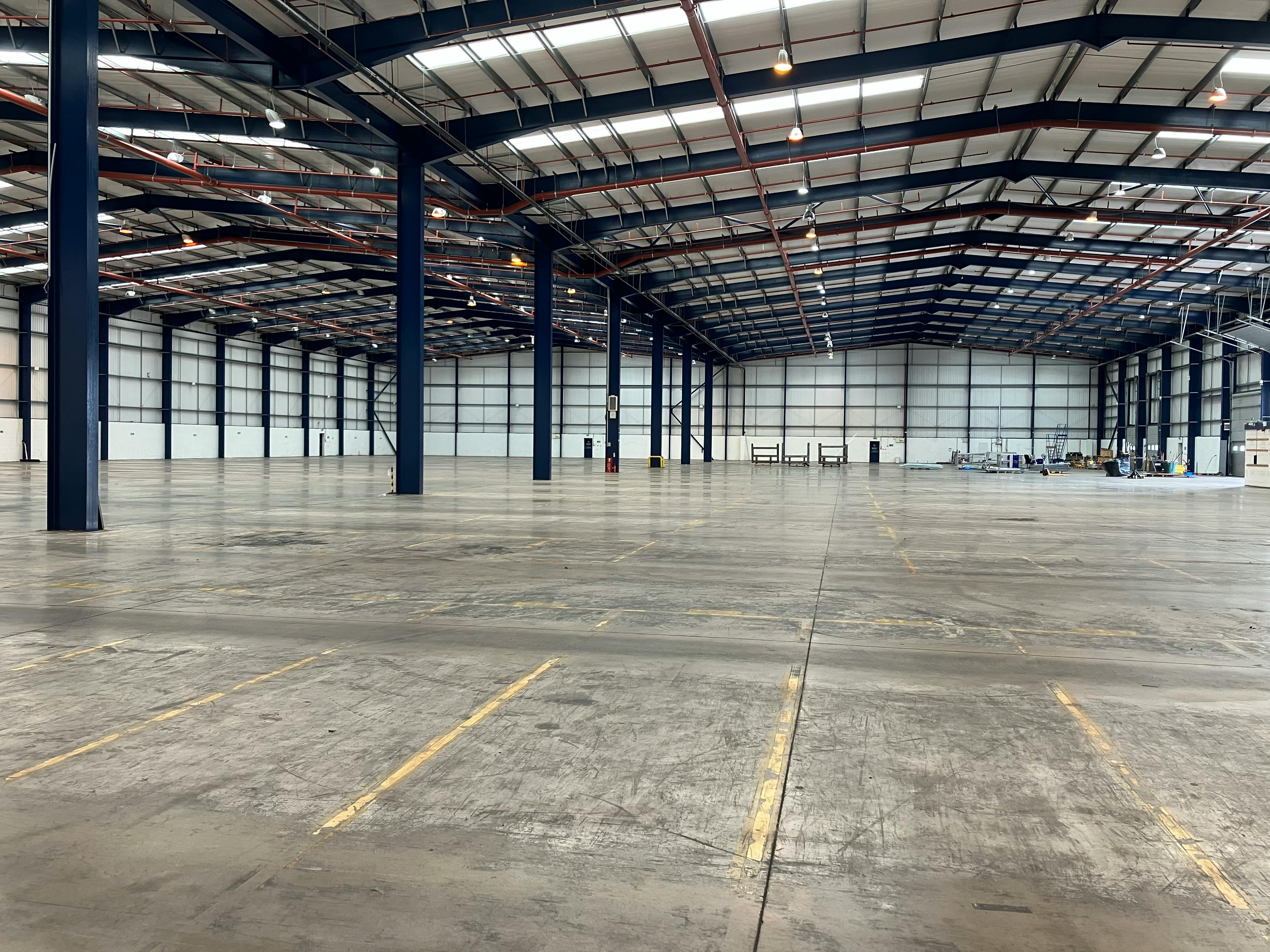 Industrial Unit in Worcester - photo 2