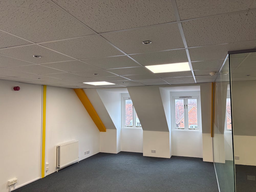 Fairway House, High Street - IMG_6429.jpeg