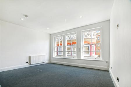 1 Albemarle Way, London, Office To Let - DSC09869.jpg