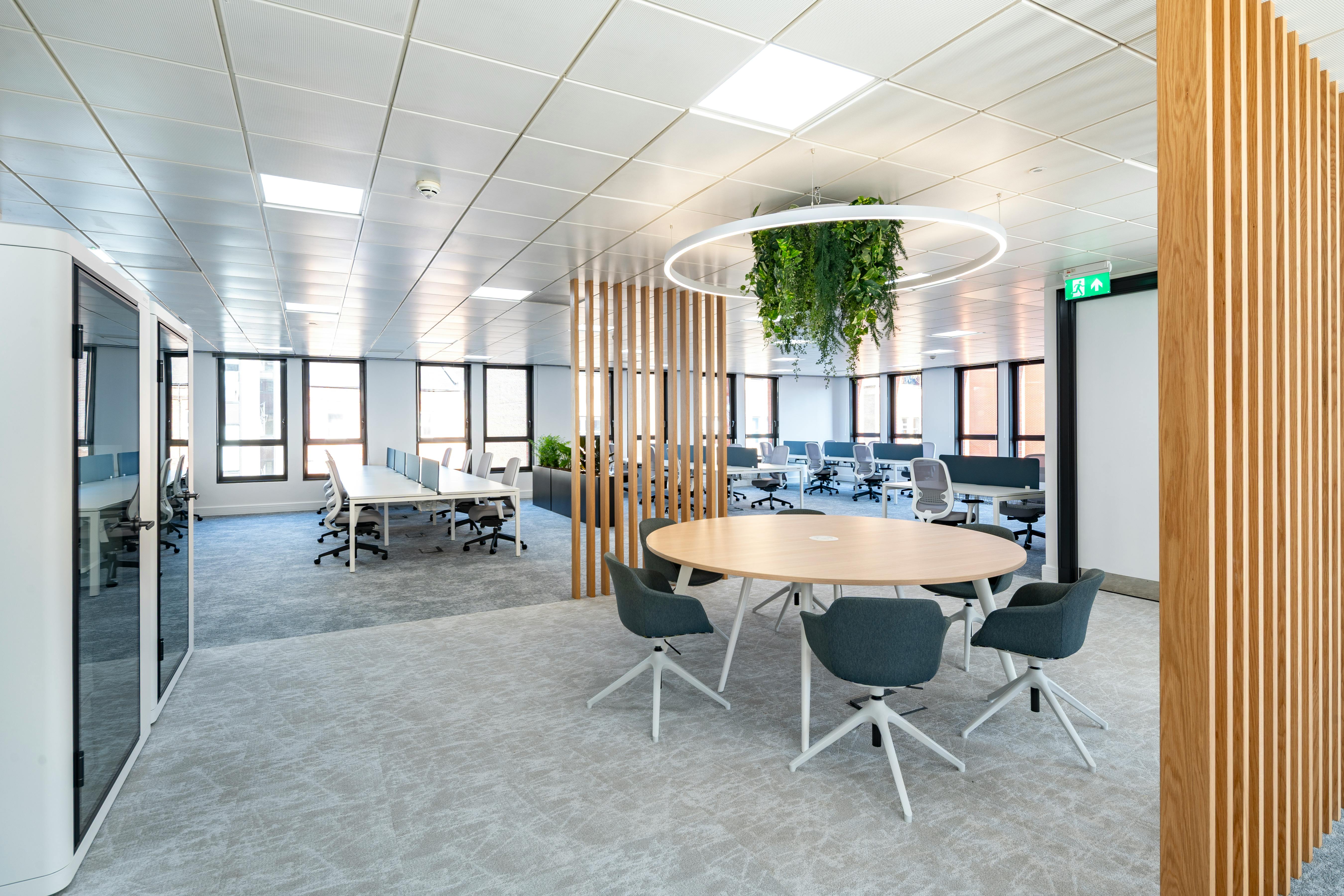 Office in Reading - photo 3