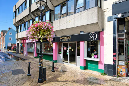 32 Hill Street, Poole, Retail - In Town To Let - 32 Hill street.png