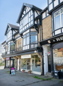 124 / 124A Bolling Road Ben Rhydding, Ilkley, Investment / Residential / Retail For Sale - 124_Bolling_Road_005.jpg