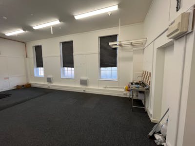 2 Brook St, Macclesfield, Leisure / Office To Let - IMG_1648.jpg