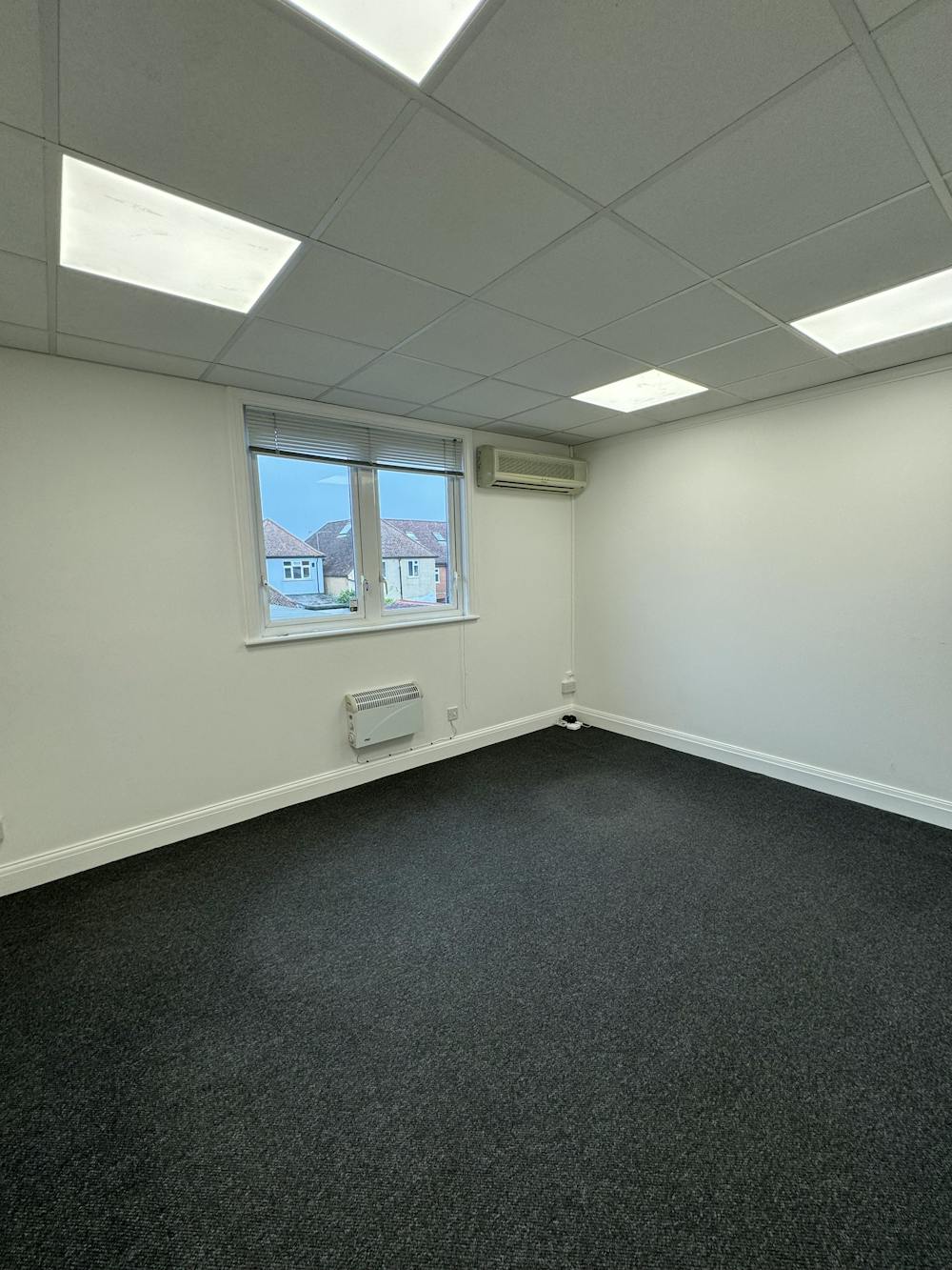 Chiltern Business Centre, 63-65 Woodside Road, Amersham, Office / Serviced Office To Let - IMG_4384.jpeg