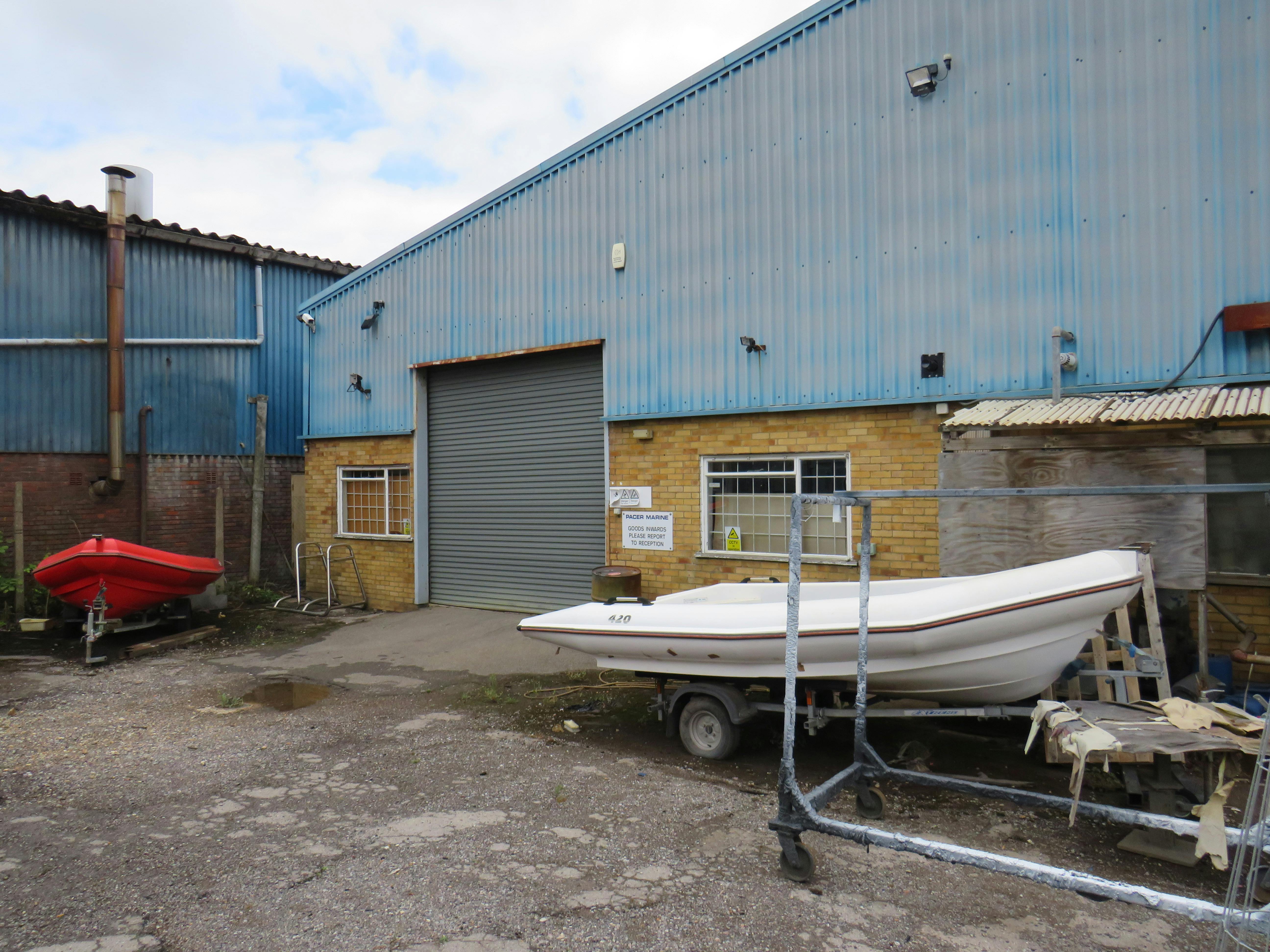 Units 3 / 3b, Holder Road, Aldershot, Warehouse & Industrial To Let - IMG_1843.JPG