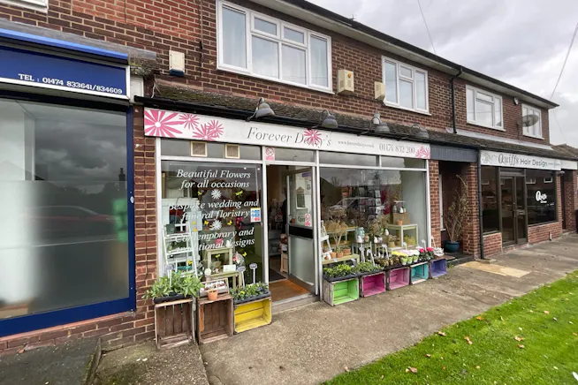 10 Lewis Road, Gravesend, Retail To Let - Front.jpg 10 Lewis Road, Gravesend, Retail To Let - Front.jpg