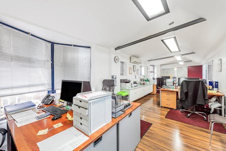 18 Linen House, London, Office To Let - d773040e672ee4df9b07aa27219db8a0-letting23478.jpeg