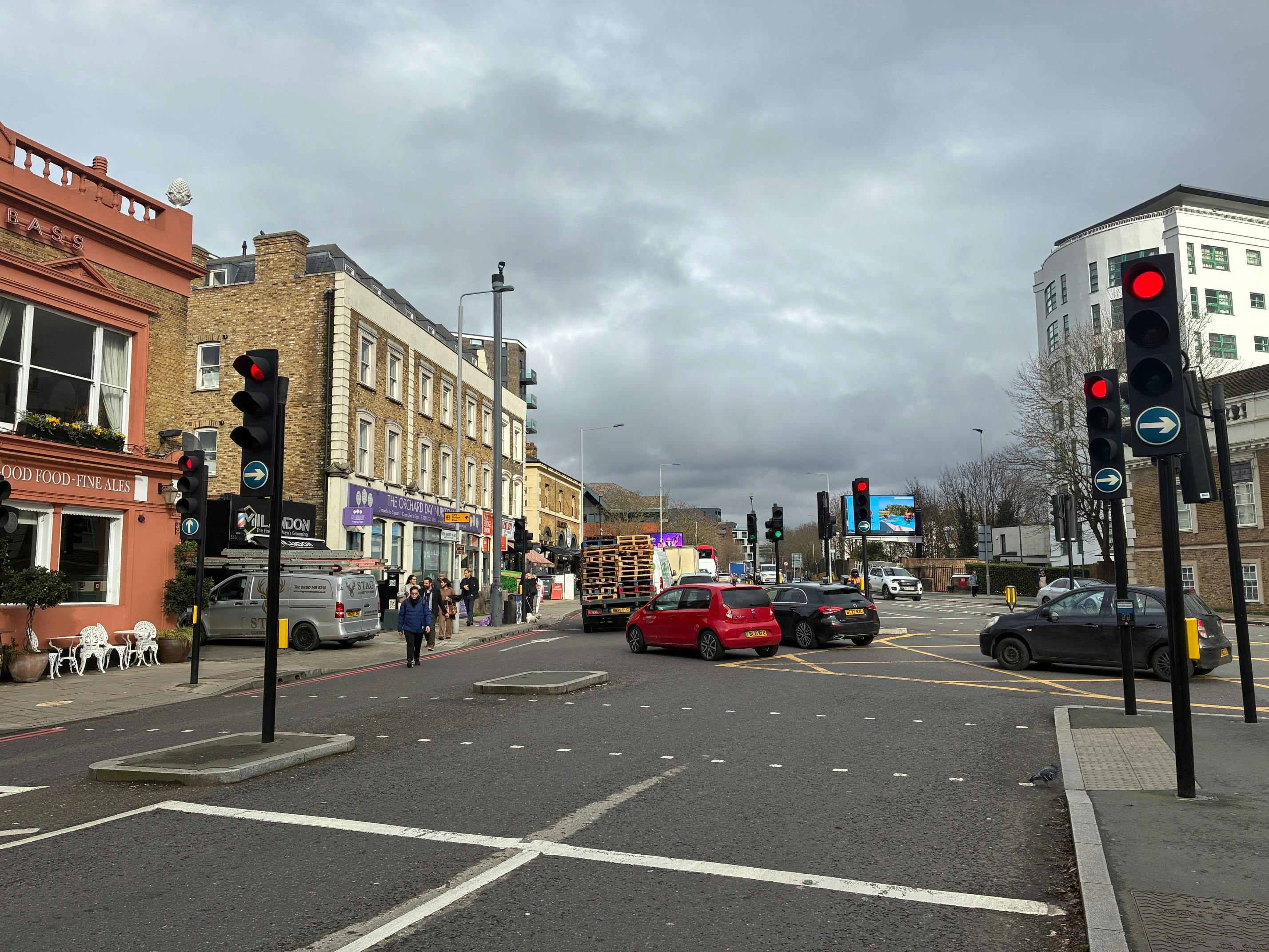 55A Kew Bridge Road, Brentford, Office For Sale - KBR 3.jpg