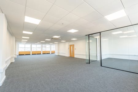 Hyperion House, 100-101 Queens Road, Brighton, Office To Let - DSC08559.jpg