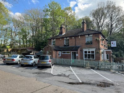 The Rose & Olive Branch Pub, Callow Hill, Virginia Water, Leisure To Let - Pub 1.jpg