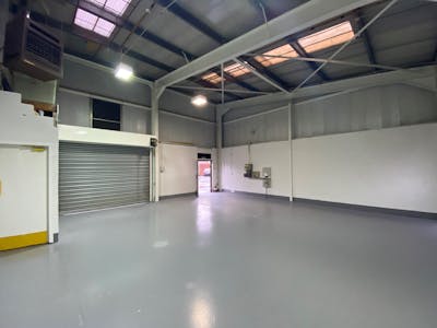 Block 3 Unit 1 Oakbank Trading Estate, Garscube Road, Glasgow, Industrial To Let - Image 2.jpg