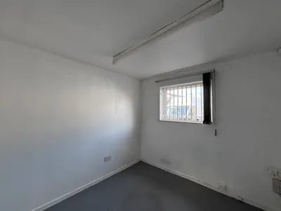 Unit 11, George Street, Bridgend, Industrial To Let - IMG_1382.jpeg