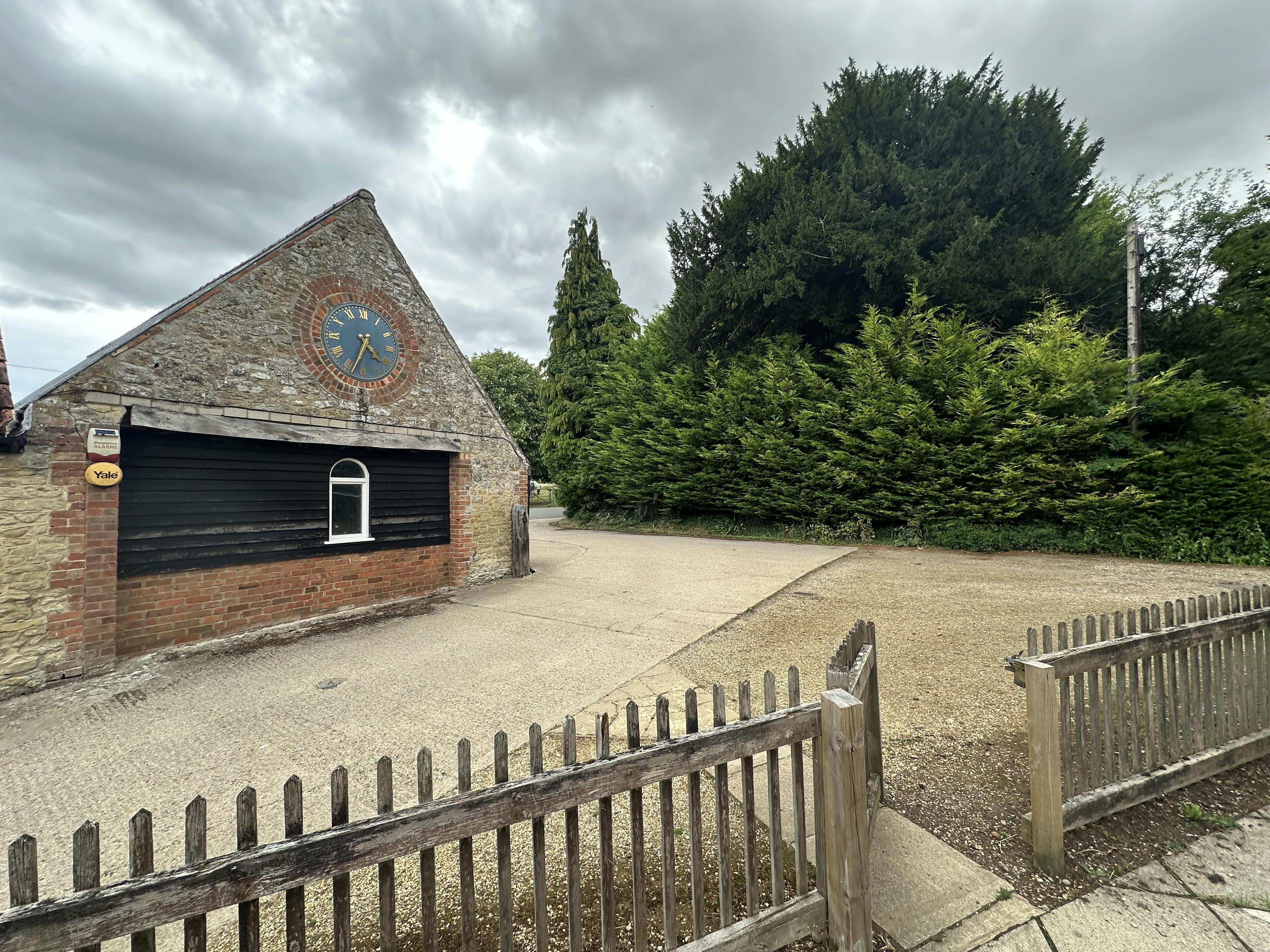 Office Suite, Old Coach House, Adwell, Office To Let - IMG_2037.jpeg