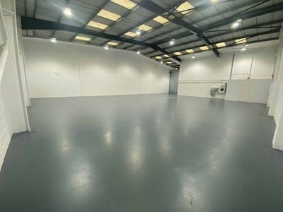 Unit 6 Kendal Court, London, Industrial To Let - IMG_1241v2  Copy.jpg