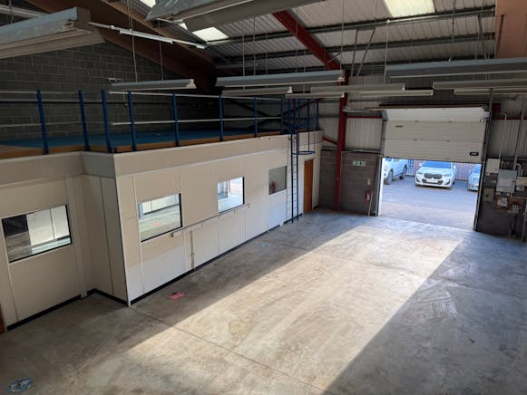 Unit 4, Sheffield, Industrial/Logistics To Let - IMG_8568.jpeg