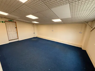 Unit 12, Sandhurst, Canvey Island, Industrial To Let - WhatsApp Image 2026-07-08 at 15.19.11 (2).jpeg