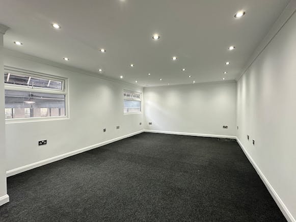 Unit 11a Britannia Estate, Leagrave Road, Luton, Industrial To Let - IMG_5585.JPG