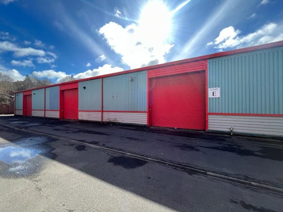 Unit E Glasgow North Trading Estate, Glasgow, Industrial To Let - Unit E Glasgow North