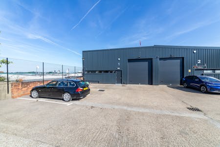 Wellington Park Estate, London, Industrial / Logistics / Trade Counter / Warehouse / Industrial / Warehouse To Let - Wellington_Park_Ind_Estate024.jpg