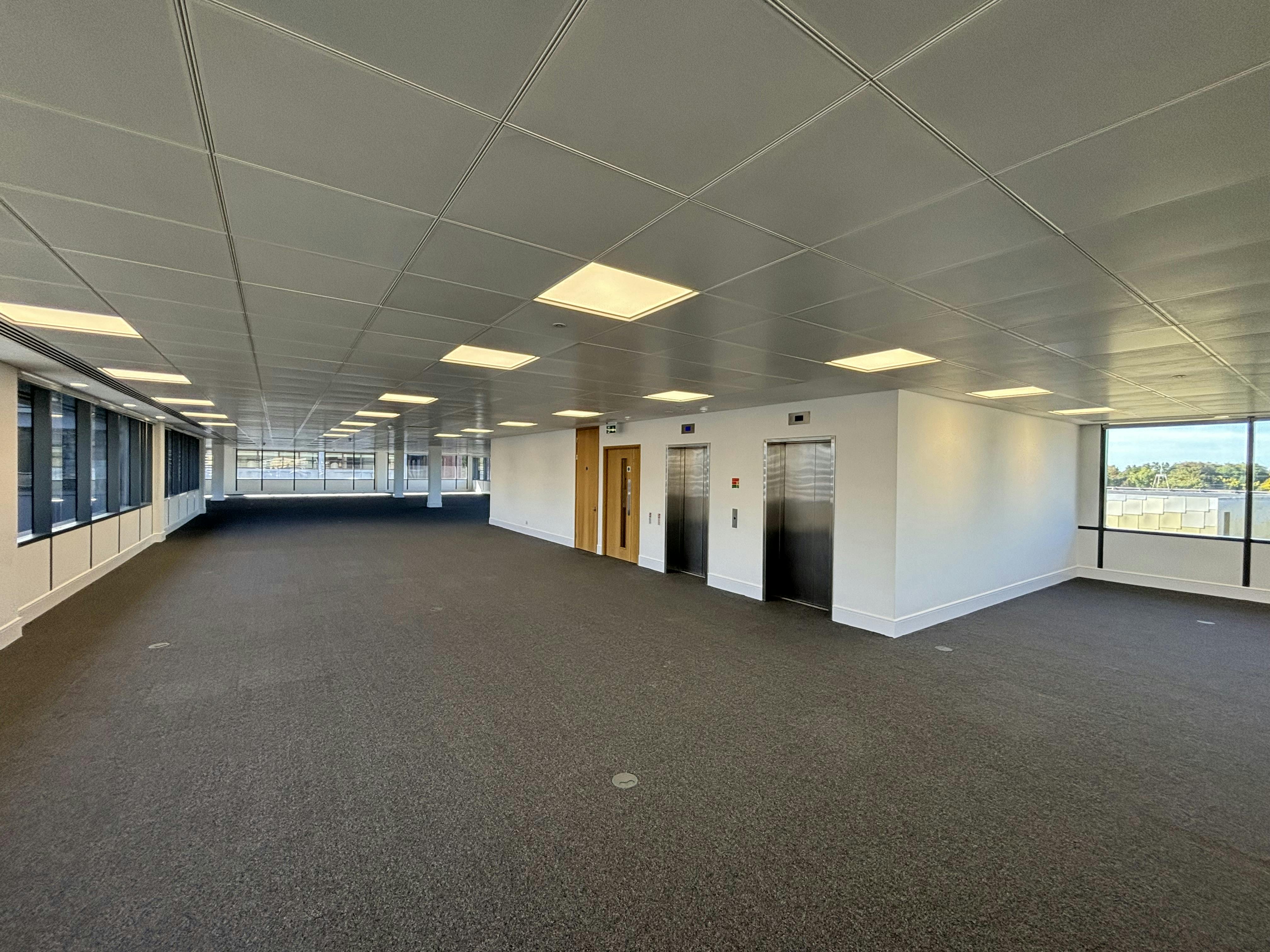 One Christchurch Way, Woking, Offices To Let - IMG_8139.JPG