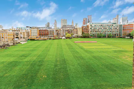 Bunhill Row, London, Maisonette To Let - View Over HAC Grounds