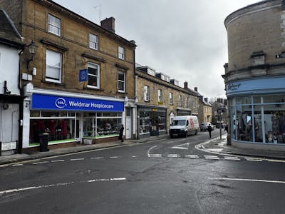 2 Johnsons Courtyard, Sherborne, Retail To Let - IMG_1900.JPG