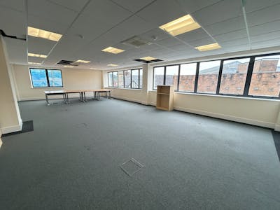 Market Chambers, Neath, Office To Let - Office 2.jpg