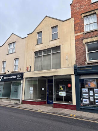 4 London Road, Stroud, Retail To Let - Ext 1.jpg