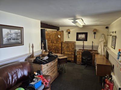 481 Oldham Road, Manchester, D1 (Non Residential Institutions) / Leisure / Office / Retail To Let - 20260423_125122.jpg