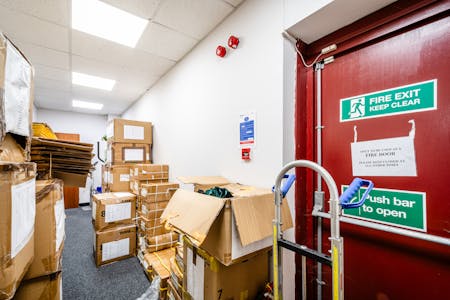 Industrial & Warehouse, Unit 4-5, London, Industrial/Logistics / Office To Let - Greenwich Centre Bus Pk U4-5 - 8.jpg