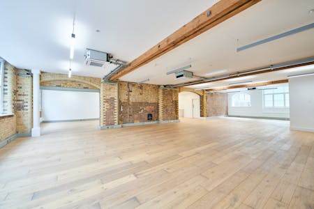 16-17 Little Portland Street, London, Office To Let - 7a7f4aedf95f674d0ef13e71a6311352210727EC1_010.jpg