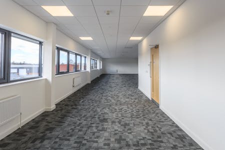 Unit 4 Nexus Park, Newbury, Industrial / Warehouse To Let - HLP_DB_180308_4117.jpg