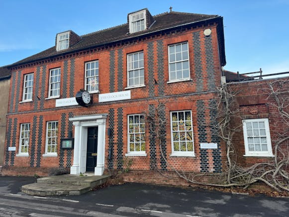 The Clock House, High Street, The Green, Woking, Restaurant To Let - IMG_6368.JPEG