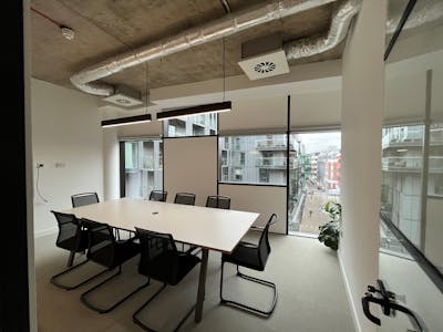 The Poppy Building, 8 Brewhouse Yard, London, Office To Let - Rug  Plants 2.jpg