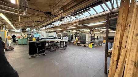 30 Progress Road, Leigh-On-Sea, Industrial/Logistics For Sale - WhatsApp Image 20241014 at 130921_36cc6295.jpg