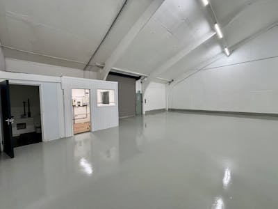 Unit 9B, Freemans Parc, Cardiff, Industrial To Let - IMG_6906.jpg