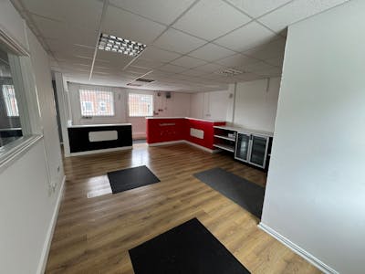 Totman House, Totman Close Brook Road Industrial Estate, Rayleigh, Industrial To Let - IMG20250604WA0034.jpg