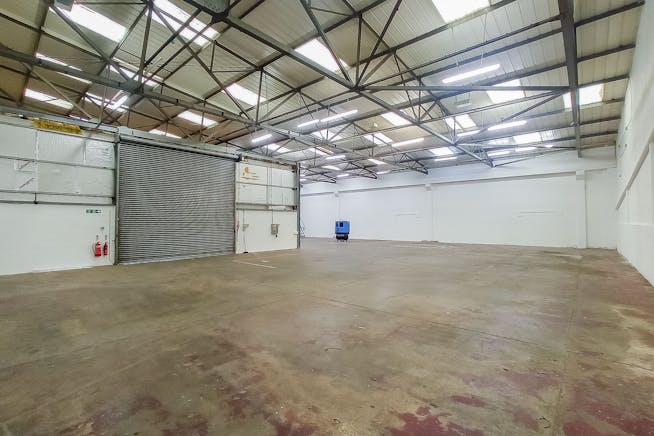 Unit 7 Space Business Park, Park Royal, Industrial / Warehouse To Let - 3.jpg