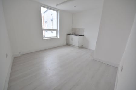 First Floor Offices, Bury, Office To Let - Kitchen
