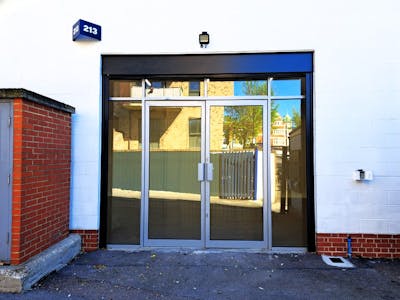 Arch 213, Ponsford Street, London, Industrial To Let - HMN00602_ARCH_213_PONSFORD_STREET_WEB - Edited.jpg
